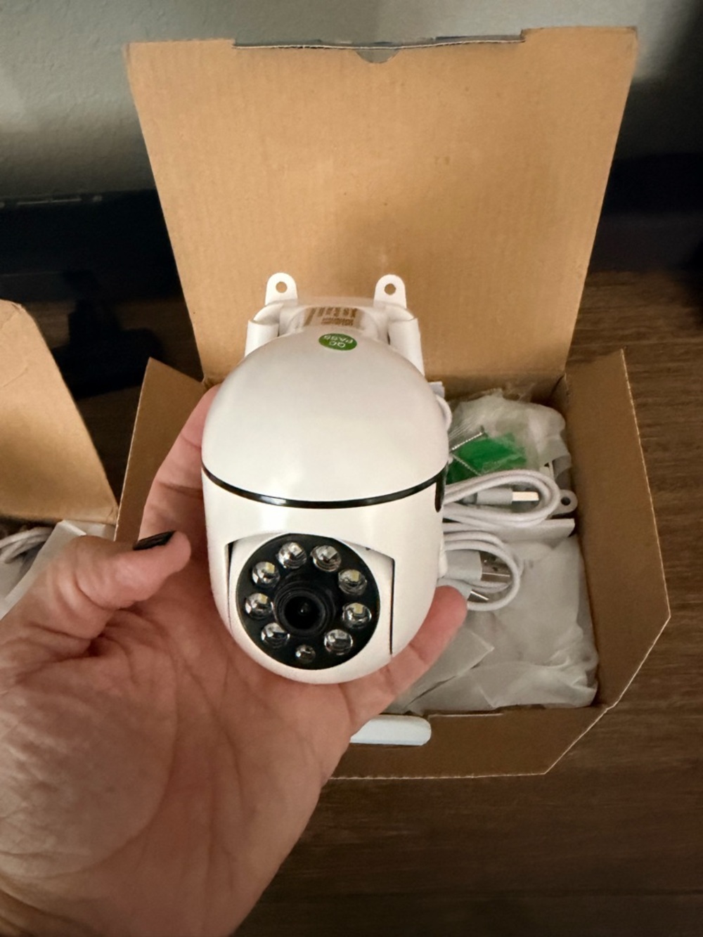 6 security cameras brand new in box